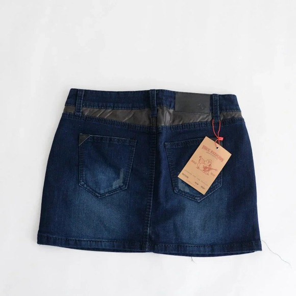 True Religion '03 Y2K Dark Wash With Leather Accent Mini Denim Low Rise Skirt 29 - Picture 9 of 13